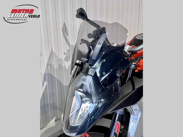 ktm - 1290-super-duke-gt