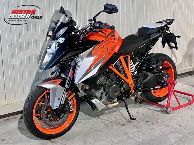 ktm - 1290-super-duke-gt