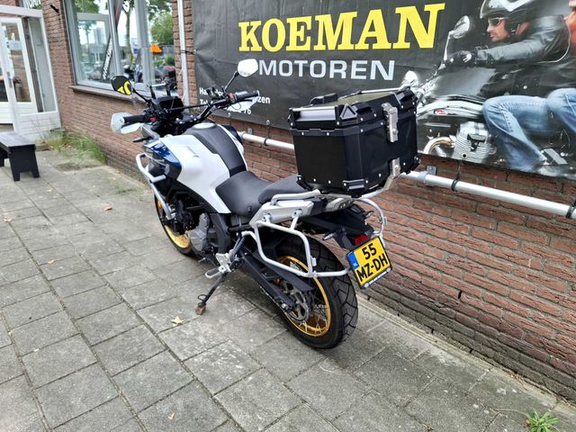 cfmoto - 700-mt-adventure