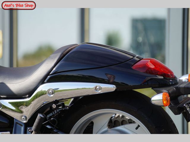 suzuki - m-1500-intruder