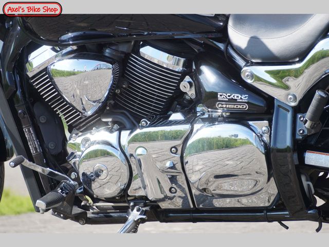 suzuki - m-1500-intruder