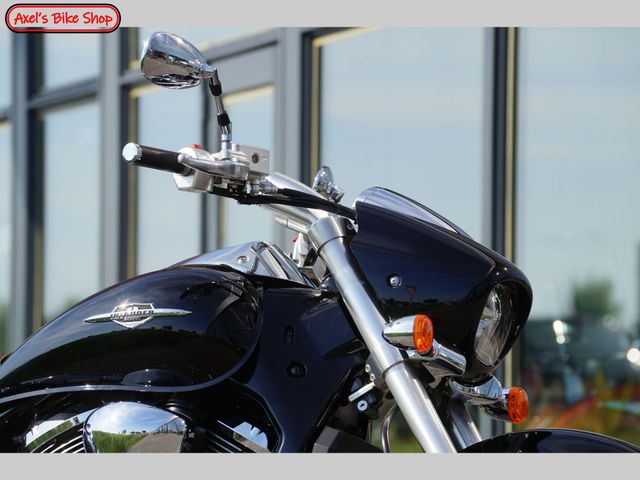 suzuki - m-1500-intruder