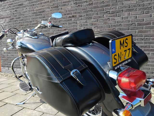 suzuki - intruder-c-800