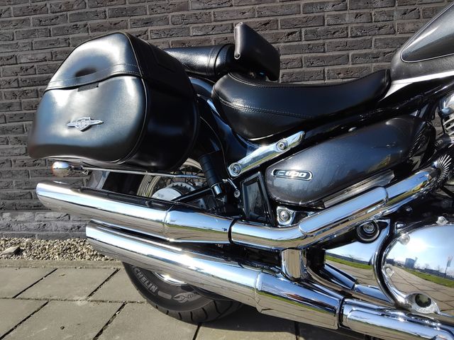 suzuki - intruder-c-800