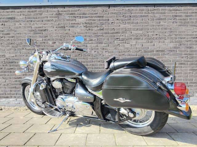 suzuki - intruder-c-800