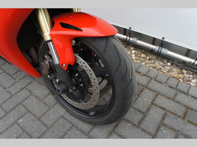 honda - cbr-1000-rr-fireblade