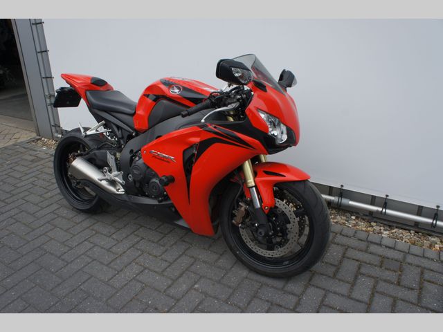 honda - cbr-1000-rr-fireblade