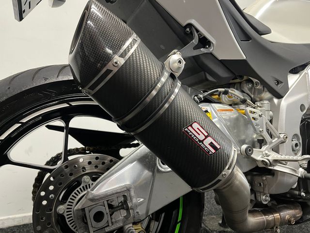 aprilia - tuono-v4-r-aprc