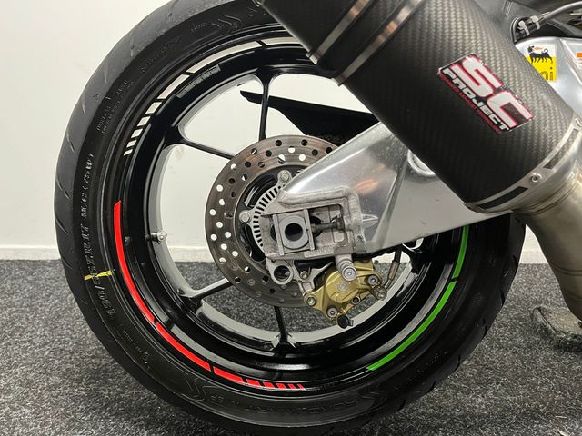 aprilia - tuono-v4-r-aprc