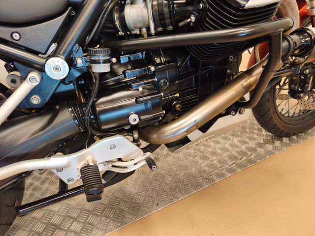 moto-guzzi - stelvio-1200-8v-ntx