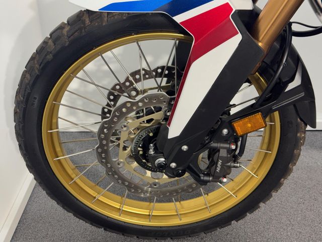 honda - crf-1100-l-africa-twin-adventure-sports