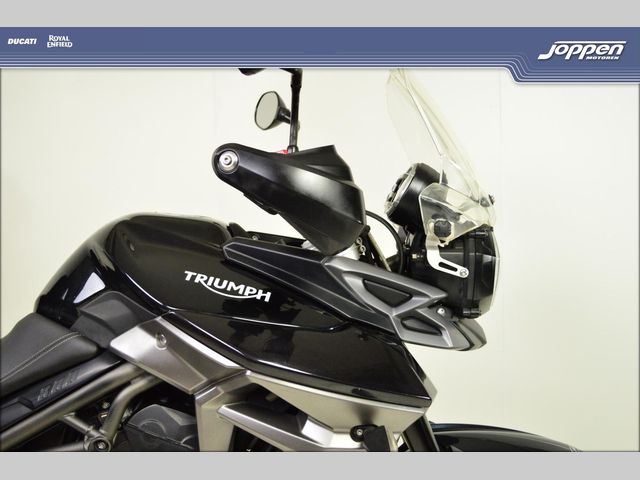 triumph - tiger-800-xrx