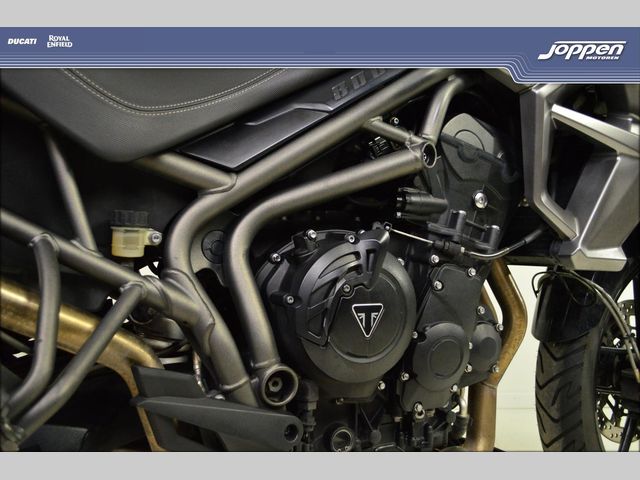 triumph - tiger-800-xrx