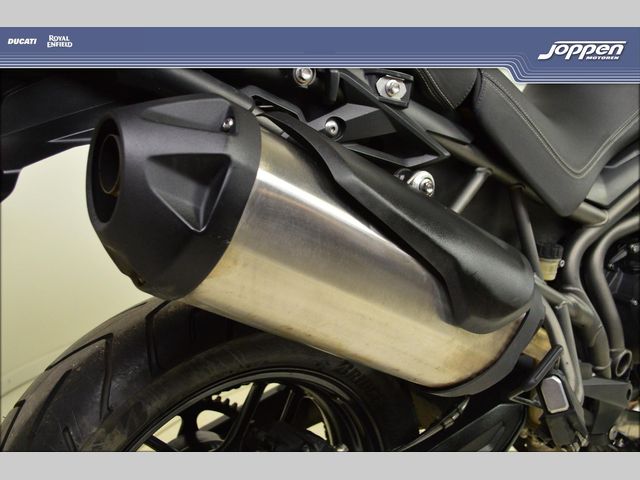triumph - tiger-800-xrx