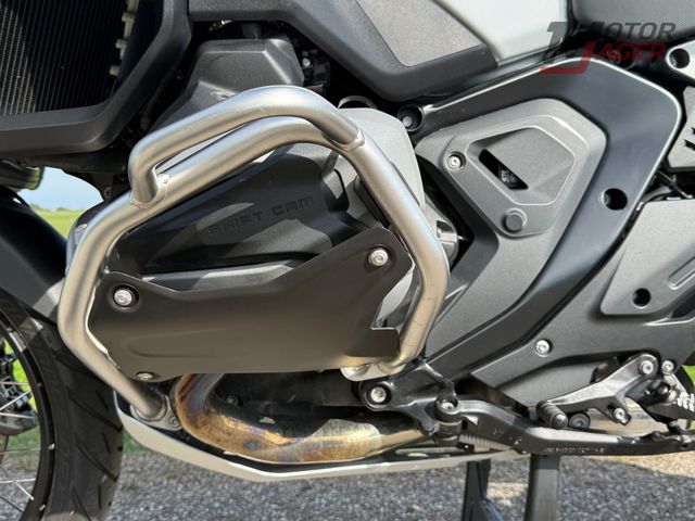 bmw - r-1300-gs-adventure