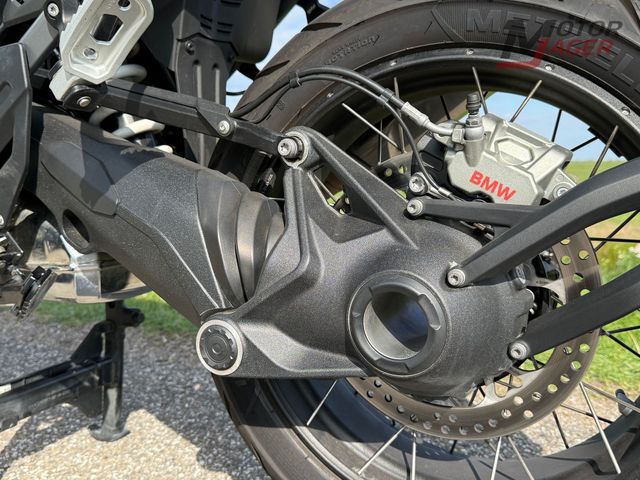 bmw - r-1300-gs-adventure