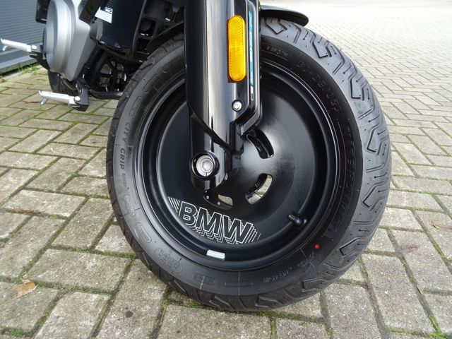 bmw - ce-02