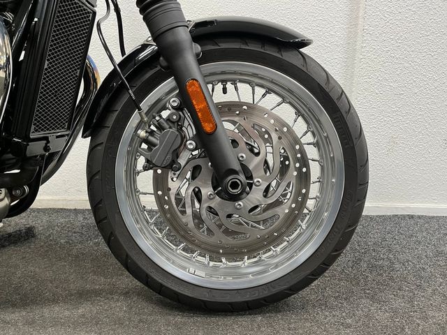 triumph - thruxton-1200