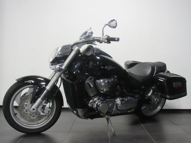 suzuki - m-1800-r-intruder
