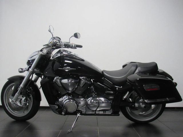 suzuki - m-1800-r-intruder
