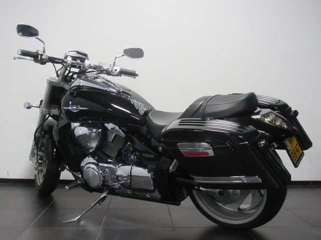 suzuki - m-1800-r-intruder
