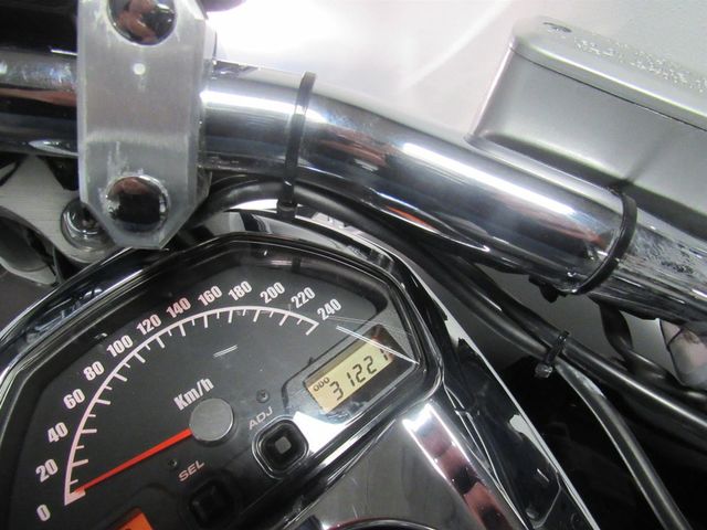 suzuki - m-1800-r-intruder