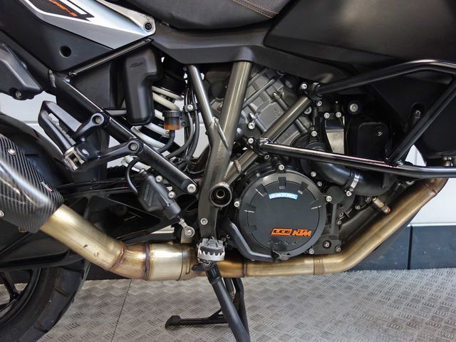 ktm - 1290-super-adventure-s