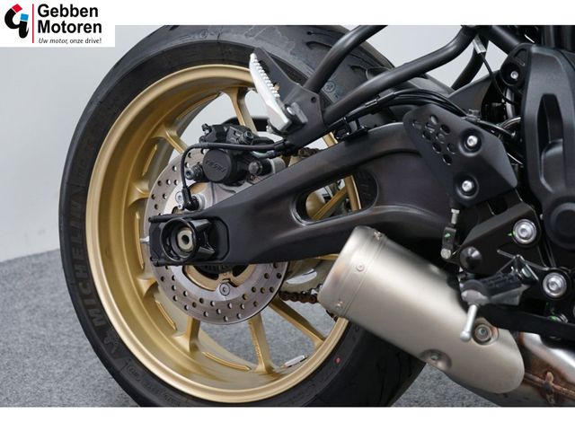yamaha - xsr-700
