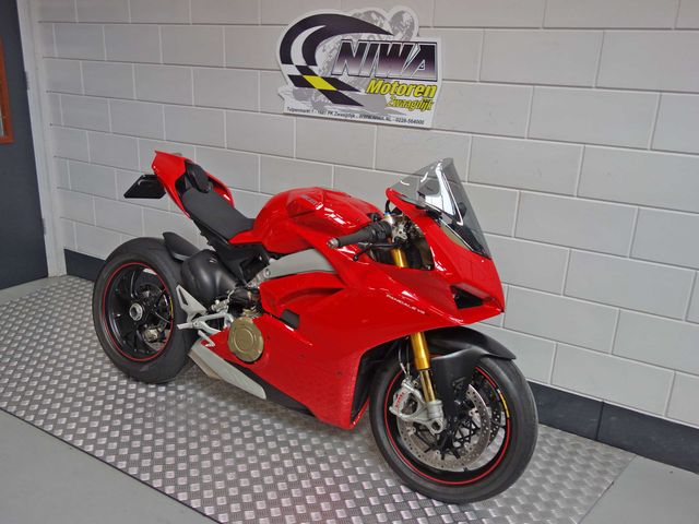 ducati - panigale-v4-s