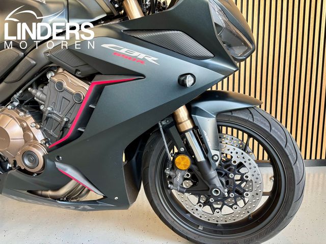 honda - cbr-650-r