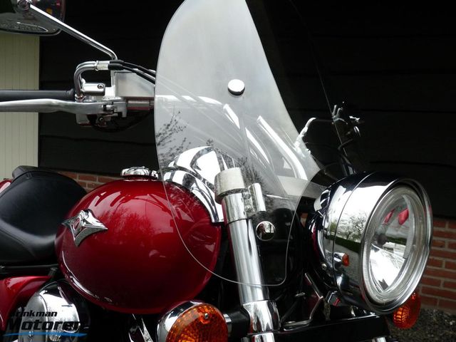 kawasaki - vn-900-custom