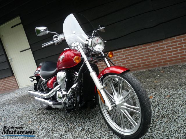 kawasaki - vn-900-custom