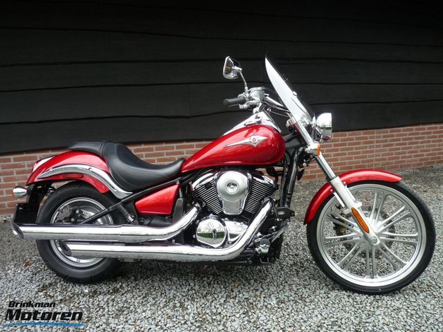 kawasaki - vn-900-custom