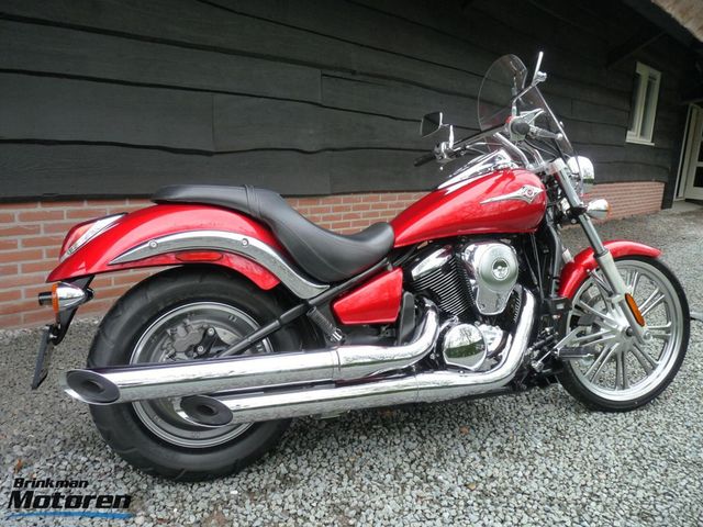 kawasaki - vn-900-custom