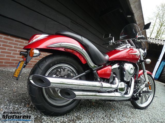 kawasaki - vn-900-custom