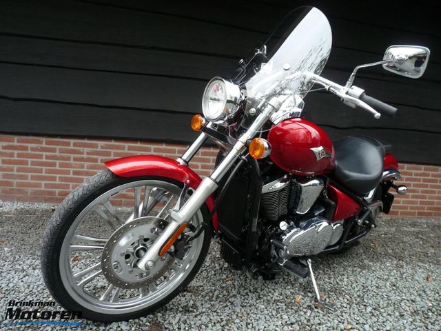 kawasaki - vn-900-custom