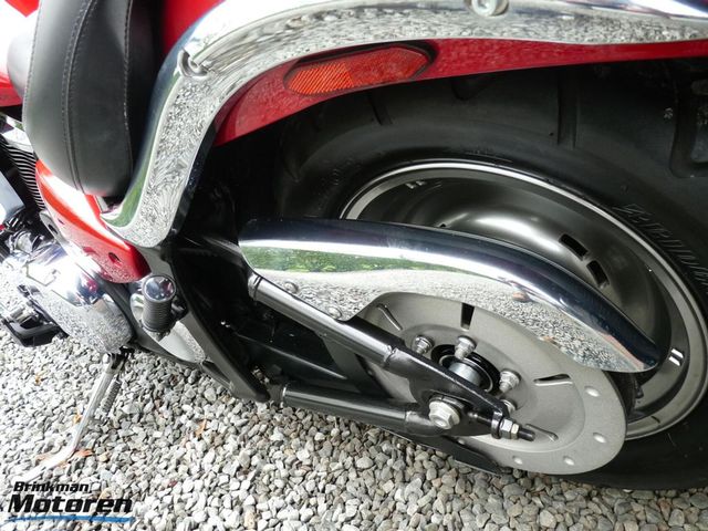 kawasaki - vn-900-custom