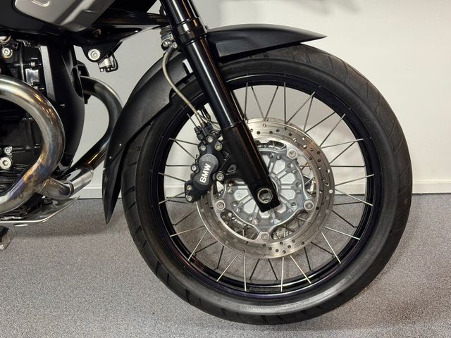 bmw - r-1200-gs-triple-black-edition