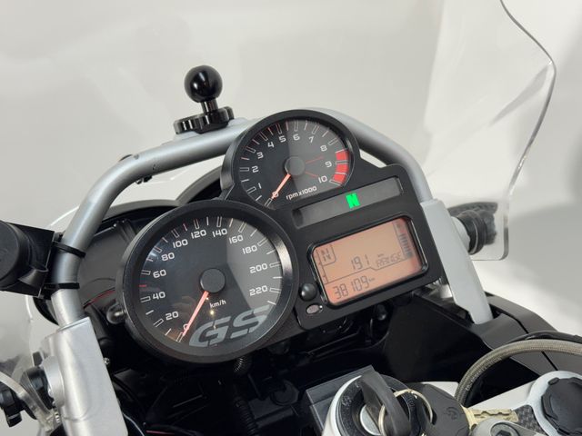 bmw - r-1200-gs-triple-black-edition