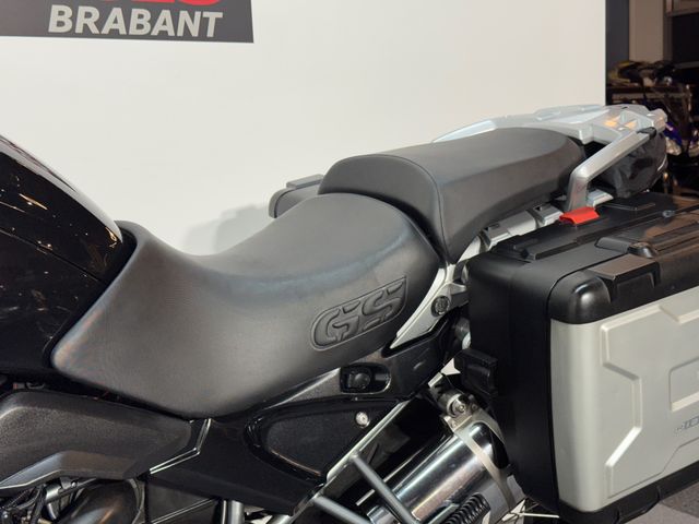 bmw - r-1200-gs-triple-black-edition