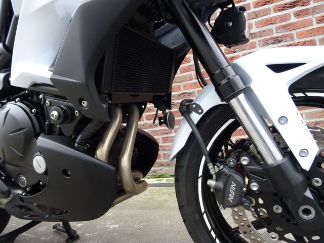 kawasaki - versys-650-abs
