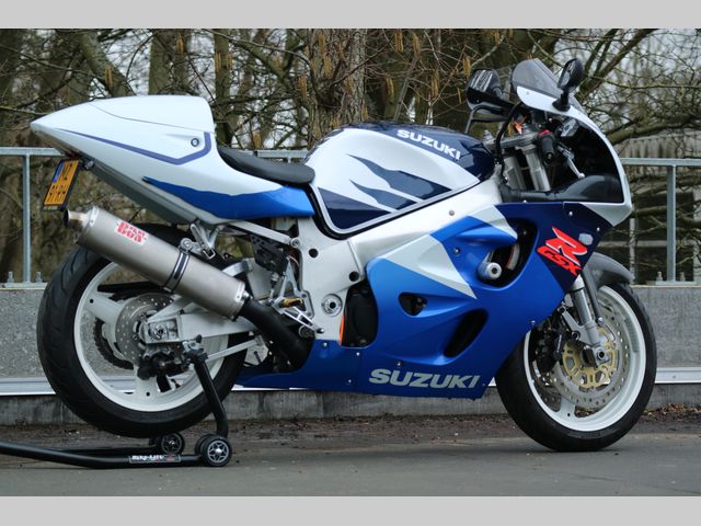 suzuki - gsx-r-750