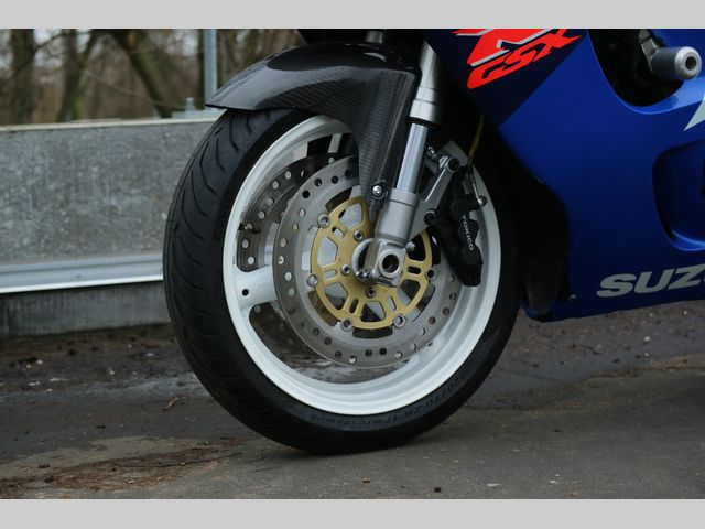 suzuki - gsx-r-750
