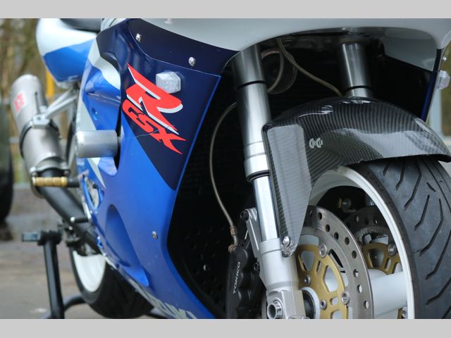 suzuki - gsx-r-750