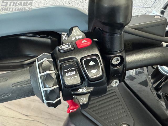 bmw - r-1300-gs-adventure-triple-black