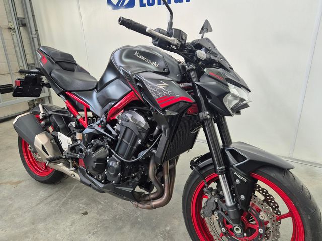 kawasaki - z900