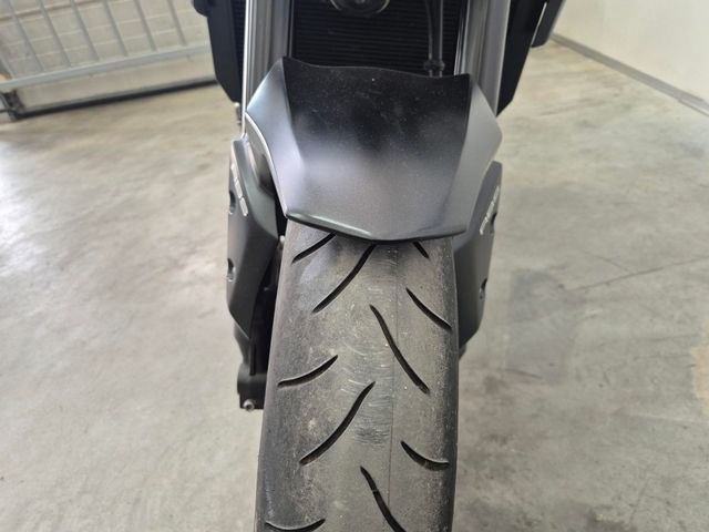 kawasaki - z900