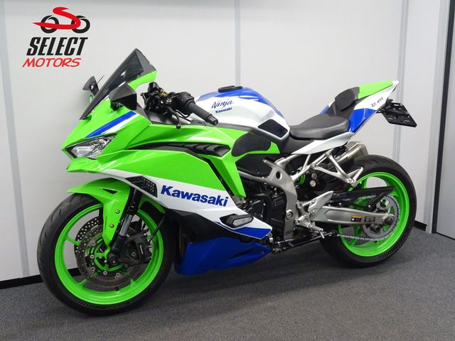 kawasaki - ninja-zx-4rr-40th-anniversary-edition