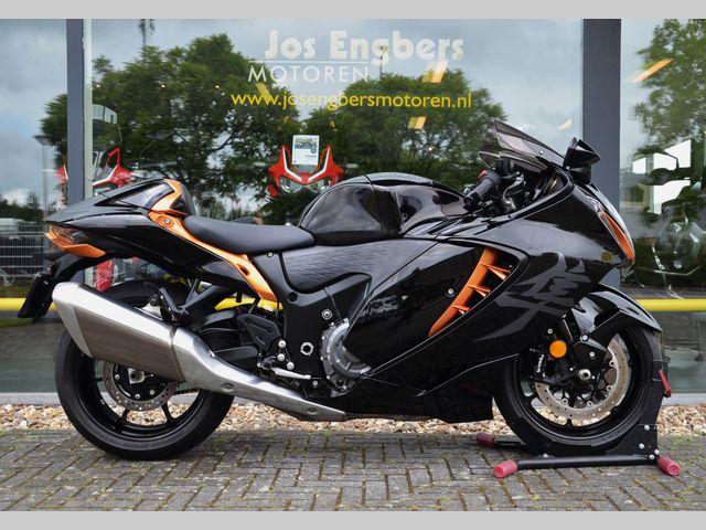 suzuki - gsx-r-1300-hayabusa