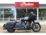 INDIAN MOTORCYCLE CHALLENGER DARK HORSE